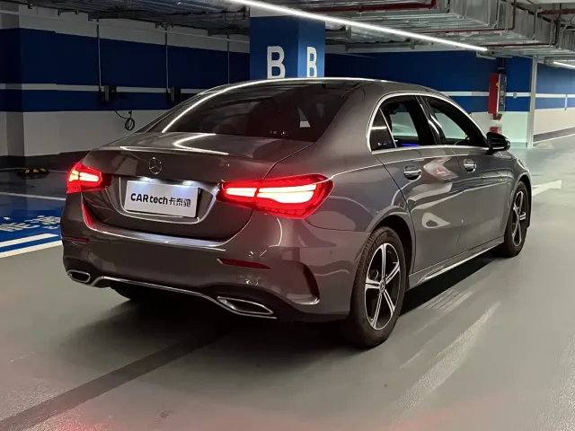 Mercedes-Benz A-Class — Фото автомобиля 4