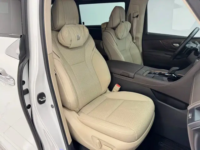 Toyota Alphard — Фото автомобиля 14