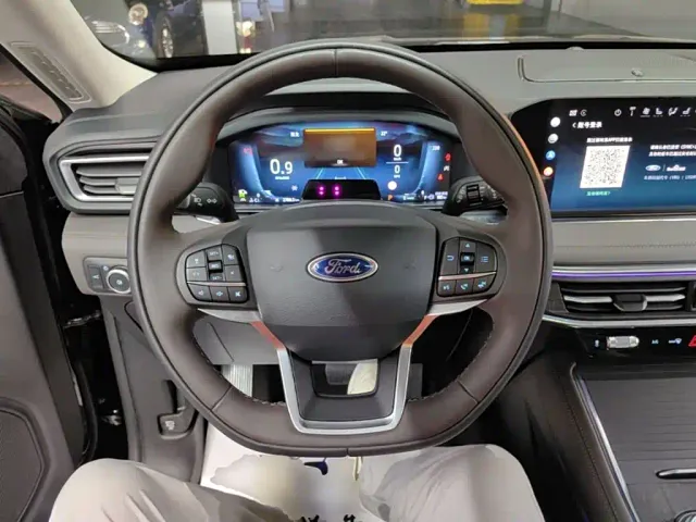 Ford Explorer 2024 2.3T EcoBoost AWD Titanium Edition 6-Seater — Фото автомобиля 10