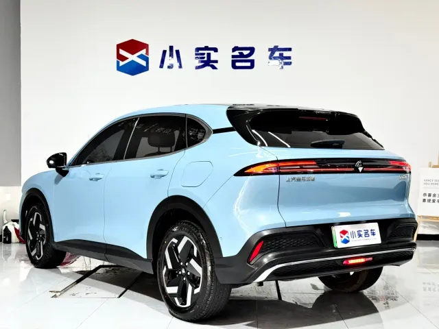 Baojun Yunhai — Фото автомобиля 9