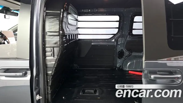 Hyundai Staria — Фото автомобиля 11