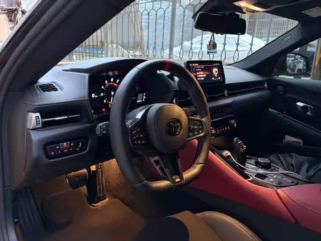 Toyota Supra — Фото автомобиля 7