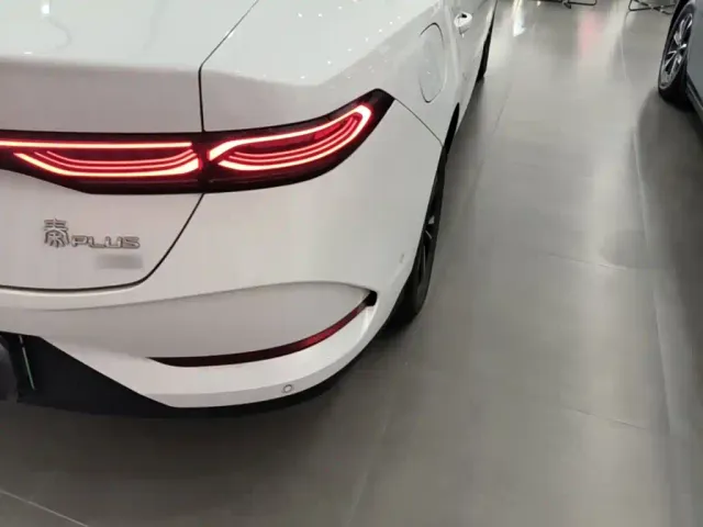BYD Qin PLUS — Фото автомобиля 7
