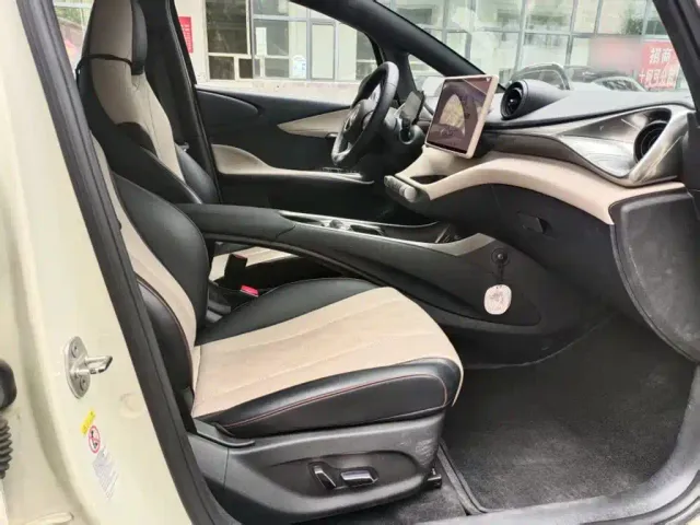 BYD Dolphin — Фото автомобиля 16