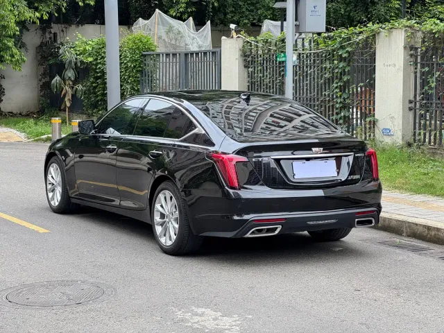 Cadillac CT5 — Фото автомобиля 9