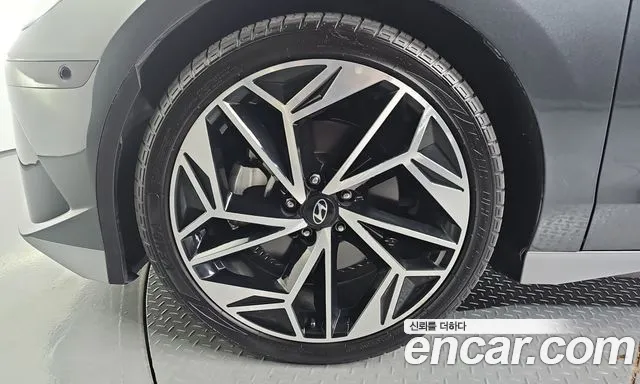 Hyundai Ioniq 6 — Фото автомобиля 5