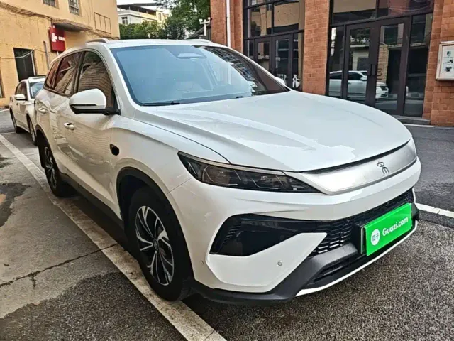 BYD Song Pro — Фото автомобиля 3