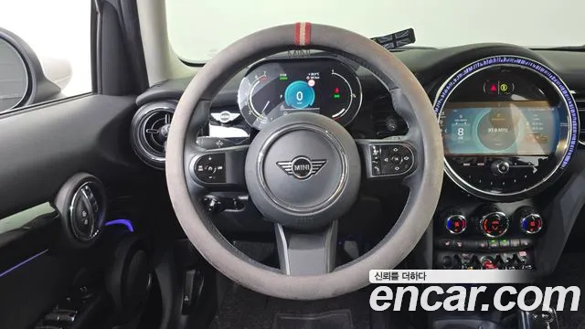 MINI Cooper — Фото автомобиля 12