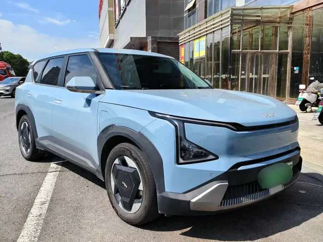 Kia EV5 — Фото автомобиля 3