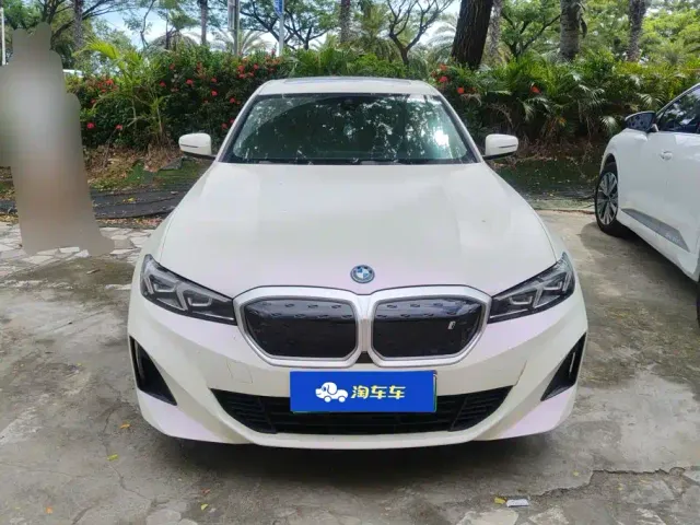 BMW i3 — Фото автомобиля 2
