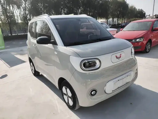 Wuling Hongguang Mini EV — Фото автомобиля 3
