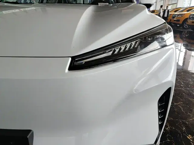 Dongfeng SKY EV01 — Фото автомобиля 23