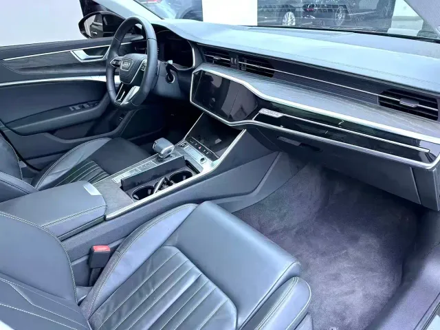 Audi A6L — Фото автомобиля 12