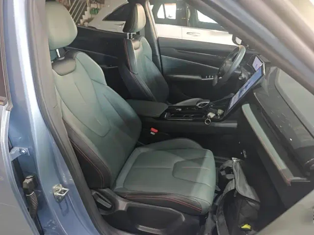 Geely Boyue — Фото автомобиля 24