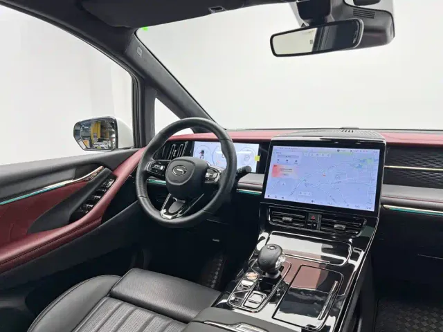 GAC Trumpchi M8 — Фото автомобиля 24
