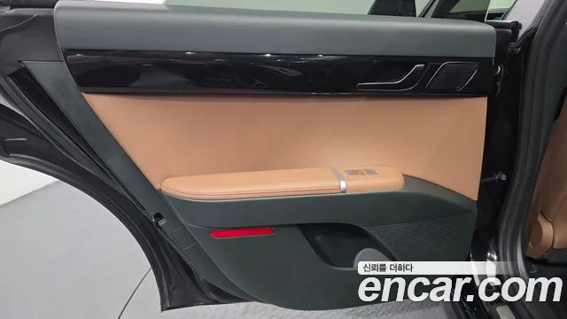Hyundai Grandeur GN7 — Фото автомобиля 14