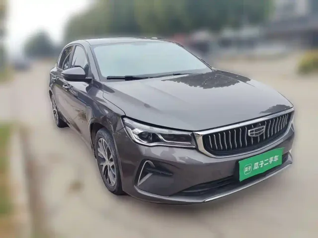 Geely Emgrand — Фото автомобиля 23