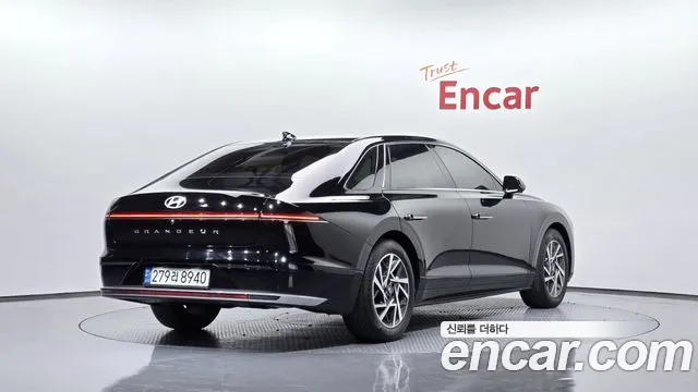 Hyundai Grandeur Grandeur (GN7) — Фото автомобиля 2