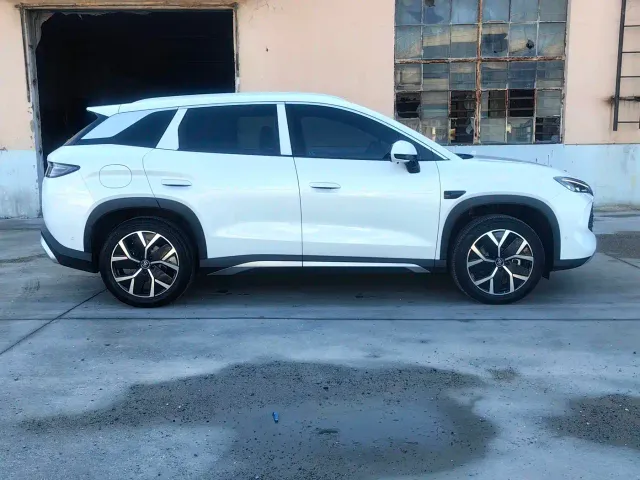 BYD Song L DM-i — Фото автомобиля 5