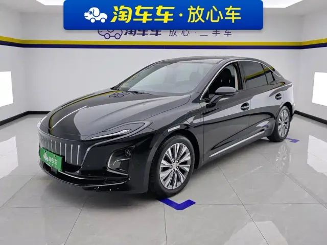 Фотография автомобиля — Hongqi E-QM5