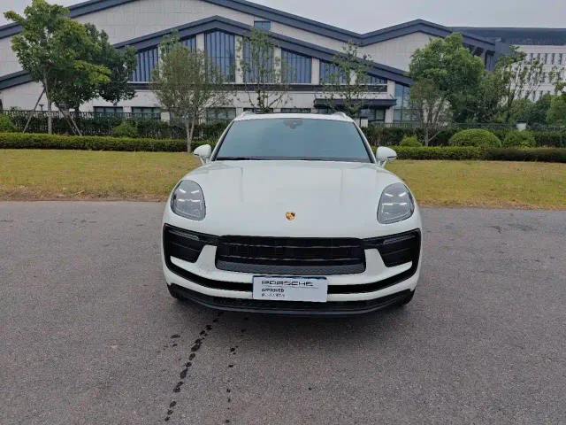 Porsche Macan — Фото автомобиля 6