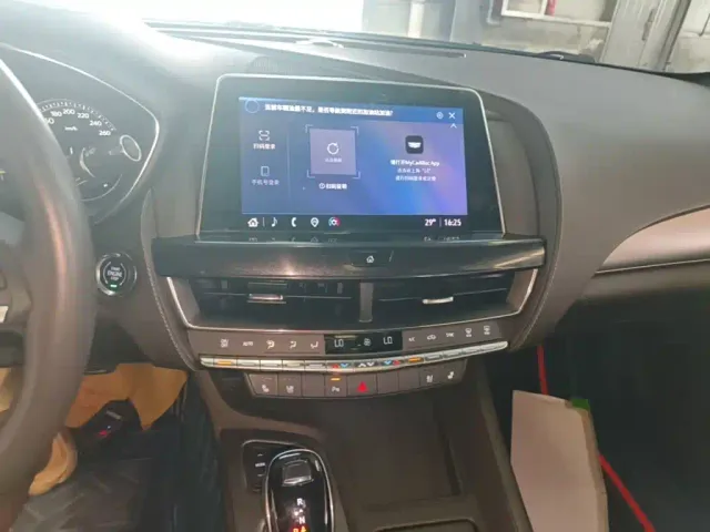 Cadillac CT5 — Фото автомобиля 12