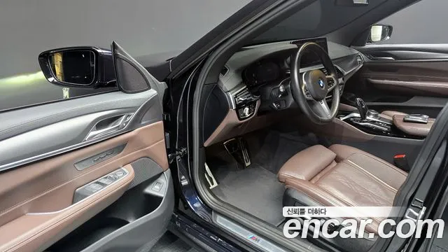 BMW Gran Turismo — Фото автомобиля 10