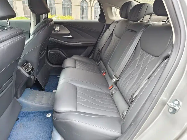 Chery Arrizo 8 — Фото автомобиля 13