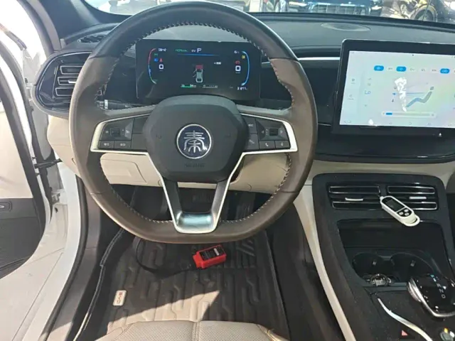 BYD Qin PLUS — Фото автомобиля 10