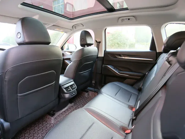 Haval H6 — Фото автомобиля 9