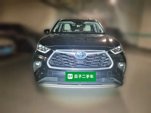 Toyota Highlander — Фото автомобиля 22