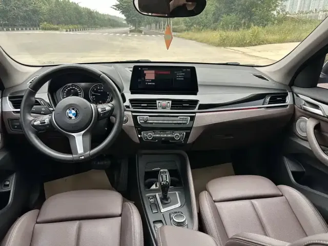 BMW X1 — Фото автомобиля 6