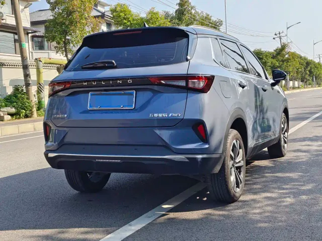 Wuling Asta — Фото автомобиля 6