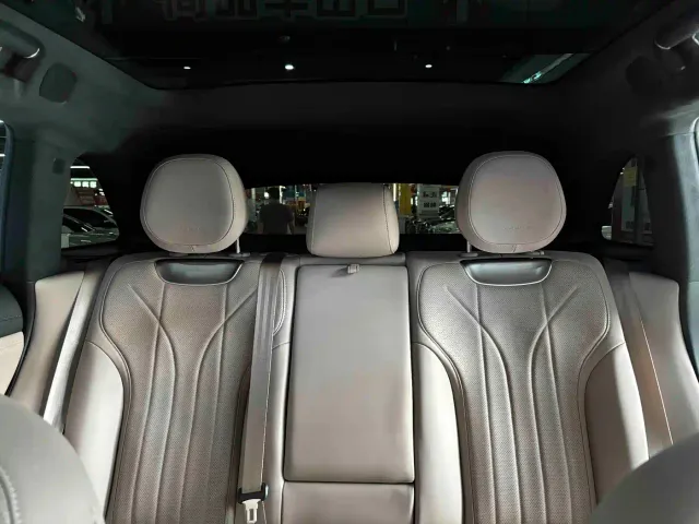 Xpeng G9 — Фото автомобиля 11