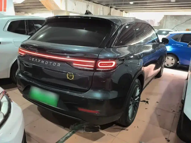 Leapmotor C11 — Фото автомобиля 6