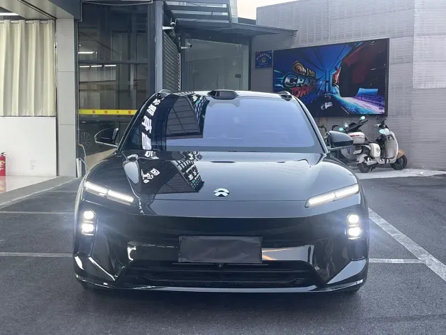 Nio ET5 Touring — Фото автомобиля 3
