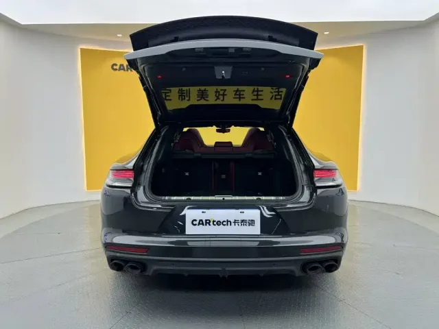 Porsche Panamera — Фото автомобиля 12