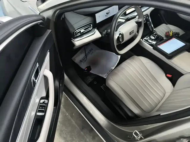 Geely Galaxy Stellar 6 — Фото автомобиля 15