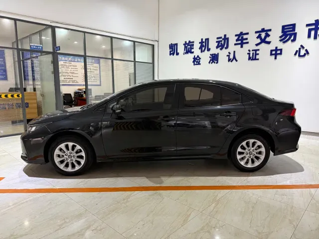Toyota Corolla — Фото автомобиля 7