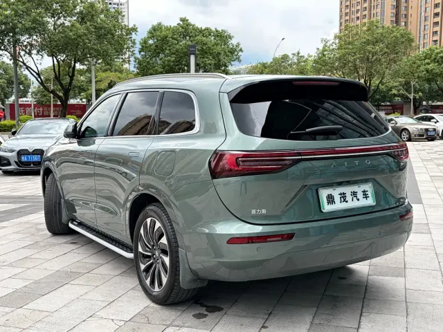 Aito M7 — Фото автомобиля 6