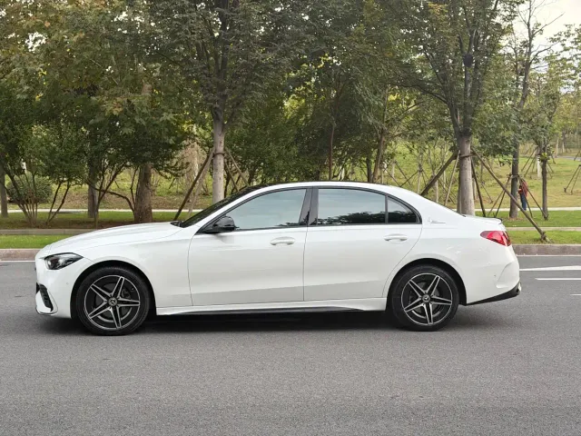 Mercedes-Benz C-Class — Фото автомобиля 10