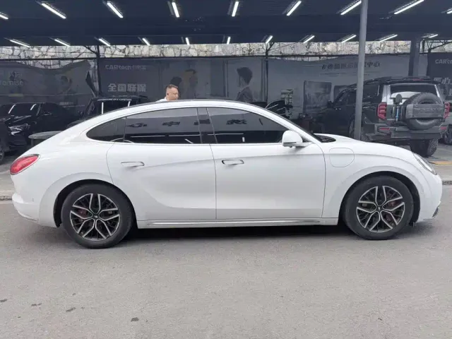 Ora Ora Lightning Cat 2022 555km Premium Edition — Фото автомобиля 7