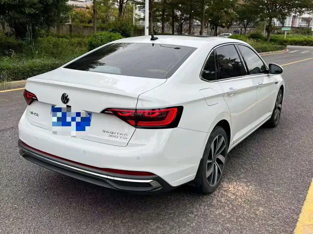 Volkswagen Sagitar — Фото автомобиля 6