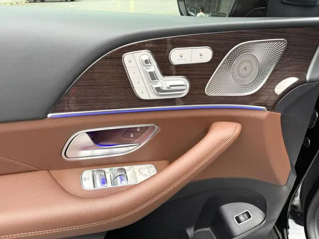 Mercedes-Benz GLE-Class — Фото автомобиля 5