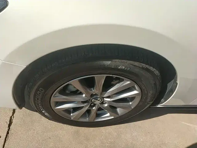 Mazda Axela — Фото автомобиля 22
