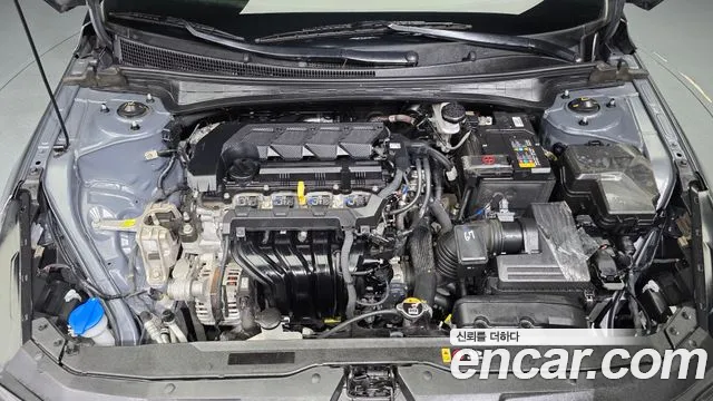 Hyundai AVANTE Avante (CN7) — Фото автомобиля 3