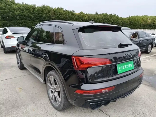 Audi Q5L — Фото автомобиля 4