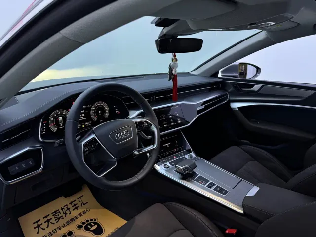Audi A7L — Фото автомобиля 27