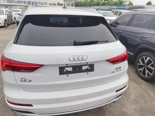 Audi Q3 — Фото автомобиля 5