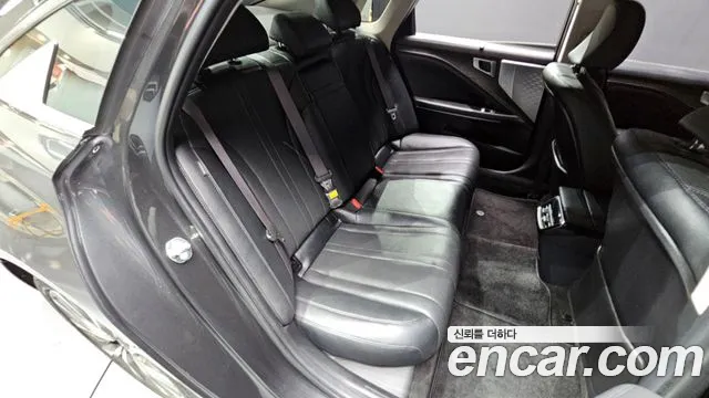 Kia K8 2.5 Бензин 2WD — Фото автомобиля 12